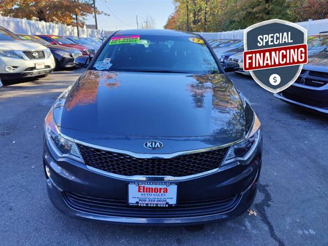 $12999 : 2017 Optima LX image 3