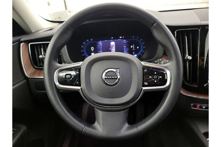 $32998 : Volvo XC60 2024 AWD B5 Plus image 10