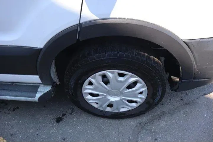 $26539 : Ford Transit 2022 250 3dr SW image 8