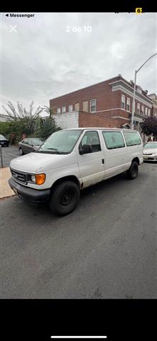 $2500 : Vendo van image 2