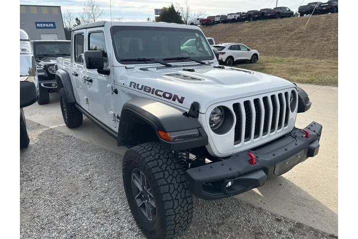 $32988 : Jeep Gladiator 2020 4x4 Laun image 2