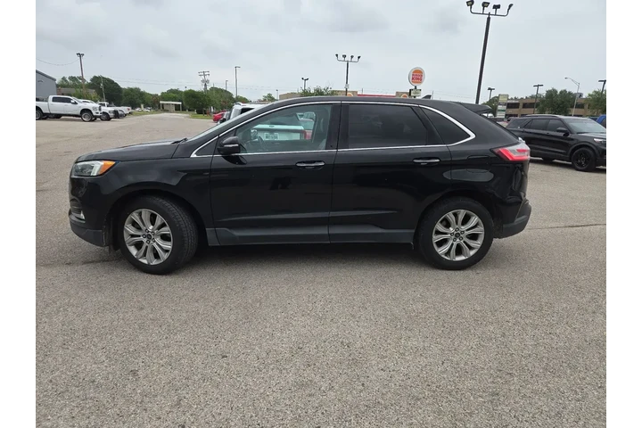$19783 : Ford Edge 2022 AWD Titanium image 2