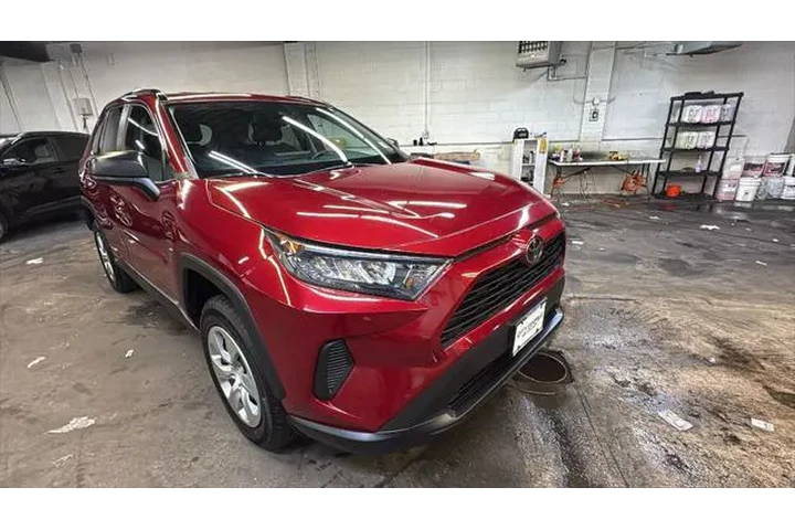 $17865 : Toyota RAV4 2021 AWD LE 4dr image 7