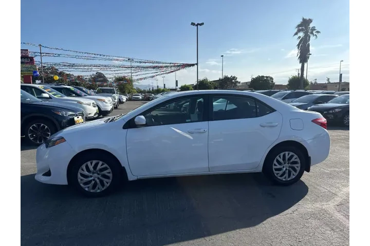 $17999 : 2018 Corolla LE image 7