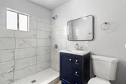 $4500 : Casa de renta con garaje? thumbnail