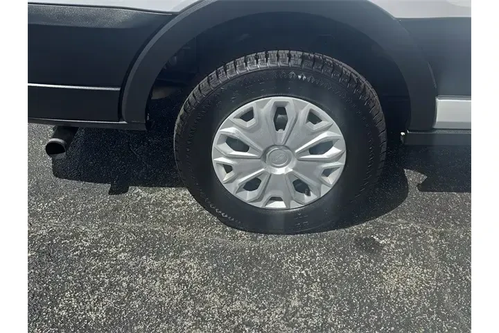 $34990 : Ford Transit 2024 350 XL 3dr image 5