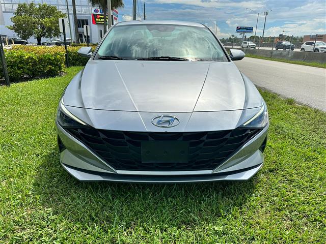 $17500 : 2021 Hyundai Elantra SE image 1