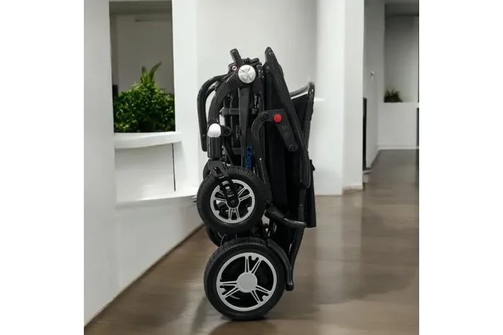 Silla de ruedas eléctrica image 3