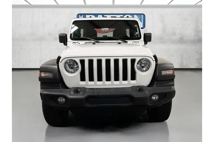 $29315 : Jeep Wrangler Unlimited 2022 image 2