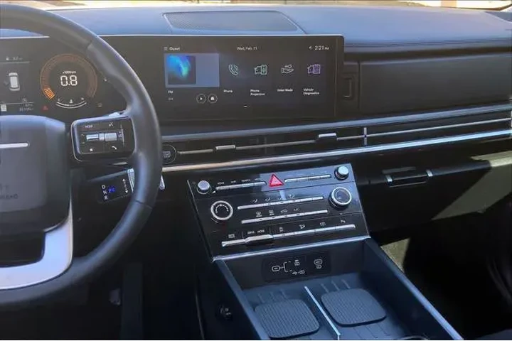 $25997 : Hyundai SANTA FE 2024 SE 4dr image 7