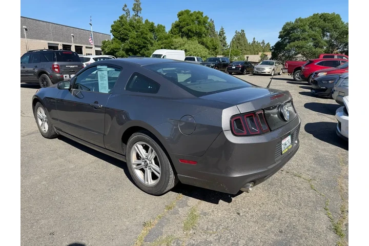 $13000 : Ford Mustang 2013 V6 2dr Fas image 3