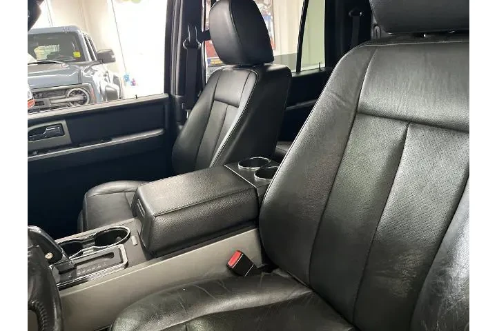 $16988 : Ford Expedition EL 2013 4x4 image 9