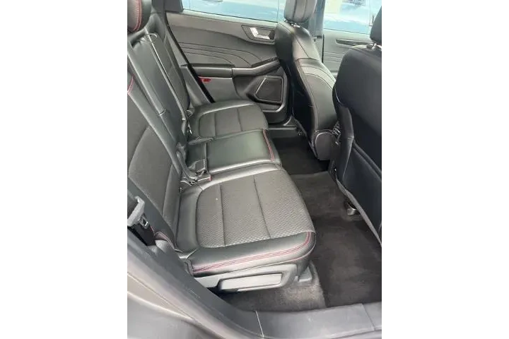 $31988 : Ford Escape 2025 AWD ST-Line image 9