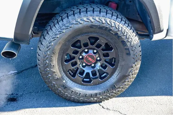 $35499 : Toyota Tacoma 2017 4x4 TRD P image 8