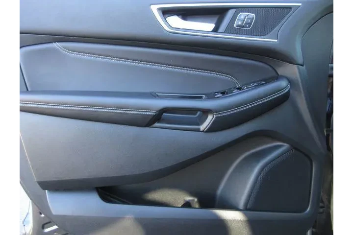 $17999 : Ford Edge 2016 Titanium 4dr image 9