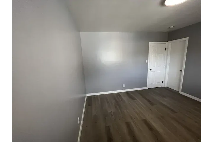 $1095 : Beautiful 1bd 1ba @Huntington image 9