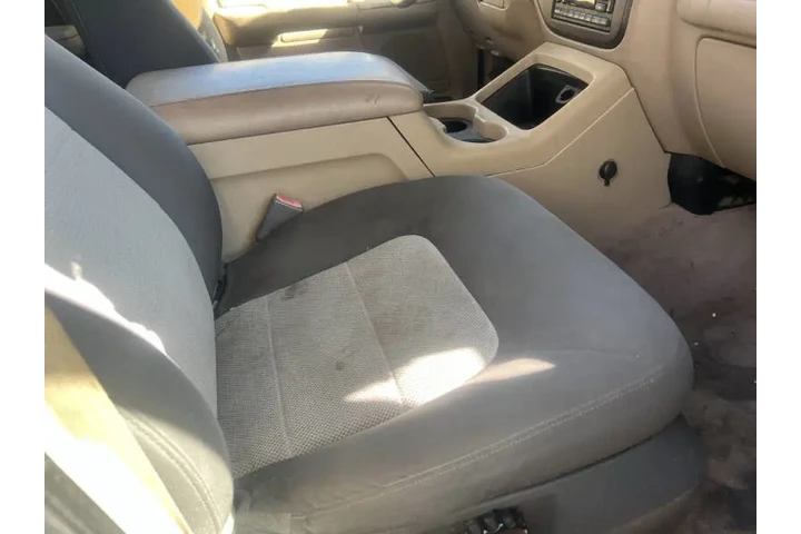 $5000 : 2004 Expedition Eddie Bauer image 7