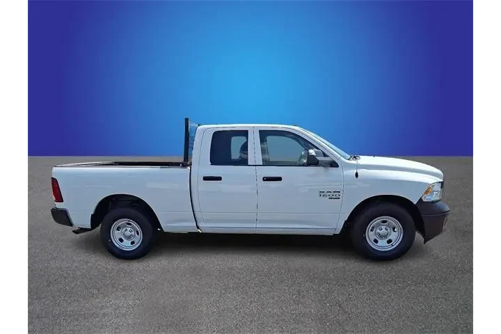 $27988 : Ram 1500 Classic 2023 4x2 Tr image 4