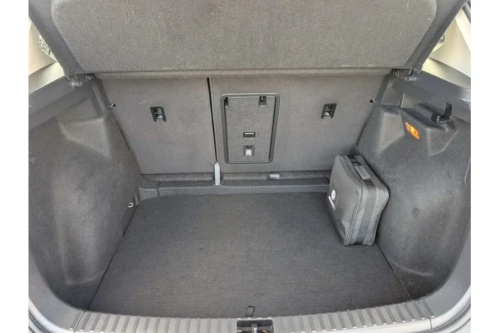 $18995 : Volkswagen Taos 2022 SE 4dr image 9