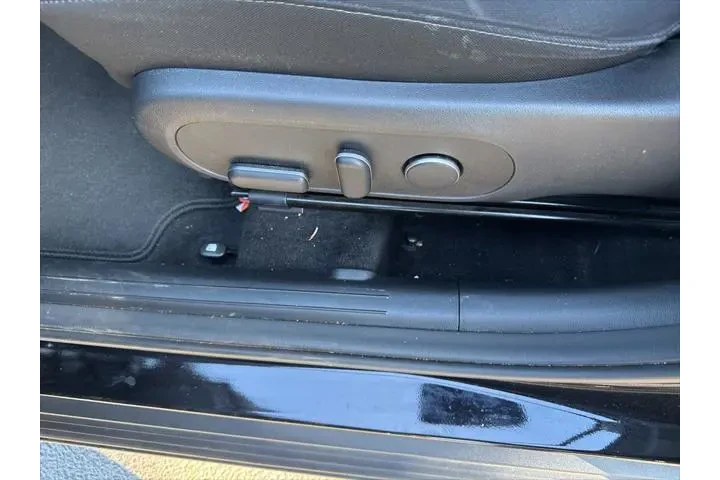 $20995 : Hyundai KONA 2024 SEL 4dr Cr image 5