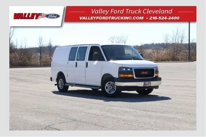 $24950 : GMC Savana 2017 2500 3dr Car image 1
