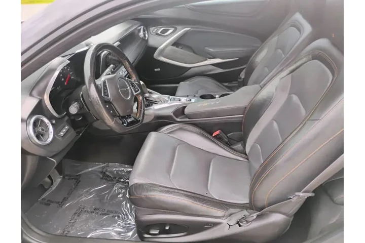 $15997 : 2017 Camaro LT image 9