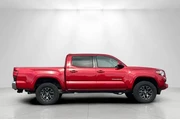$34850 : Toyota Tacoma 2023 4x2 TRD O thumbnail