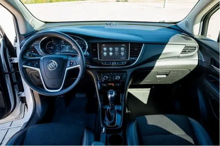 $14104 : Buick Encore 2018 Preferred image 8