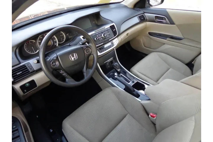 $10450 : 2014 Accord LX image 10