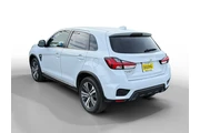 $17853 : Mitsubishi Outlander Sport 2 thumbnail