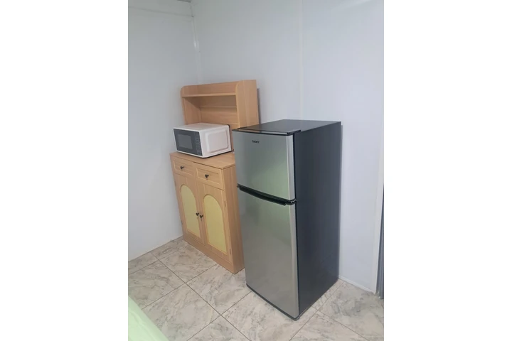 $950 : EFICENCE $miami gardens image 8