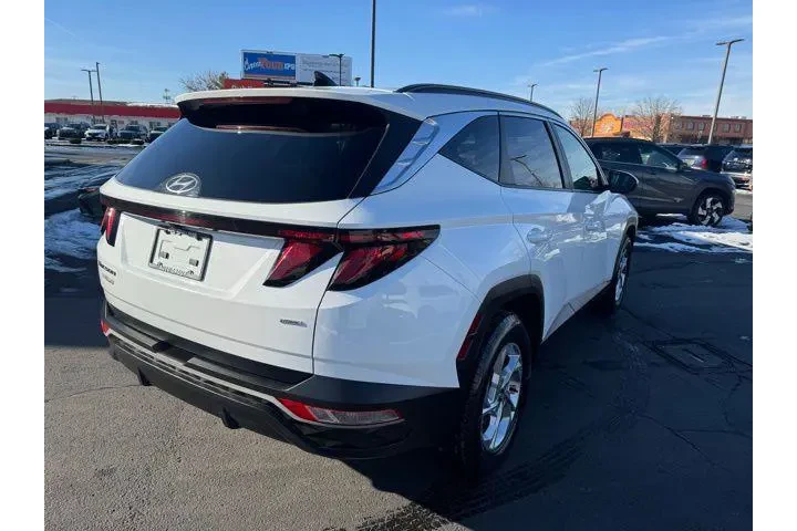 $21436 : Hyundai TUCSON 2024 AWD SEL image 9