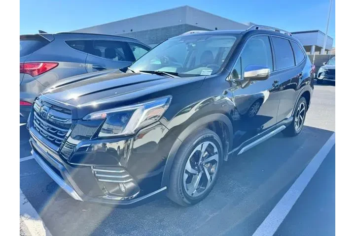 $32490 : Subaru Forester 2024 AWD Tou image 1