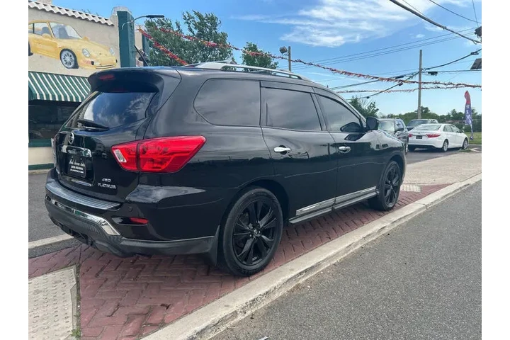$8995 : 2017 Pathfinder Platinum image 4