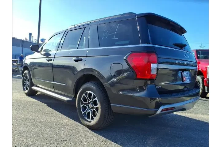 $38500 : Ford Expedition 2024 4x4 XLT image 3