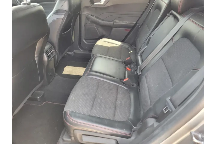 $18888 : Ford Escape 2023 ST-Line 4dr image 10