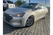 $14995 : Hyundai ELANTRA 2019 thumbnail