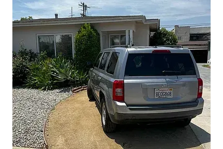 $2100 : Beautiful 2bedroom in LA image 5