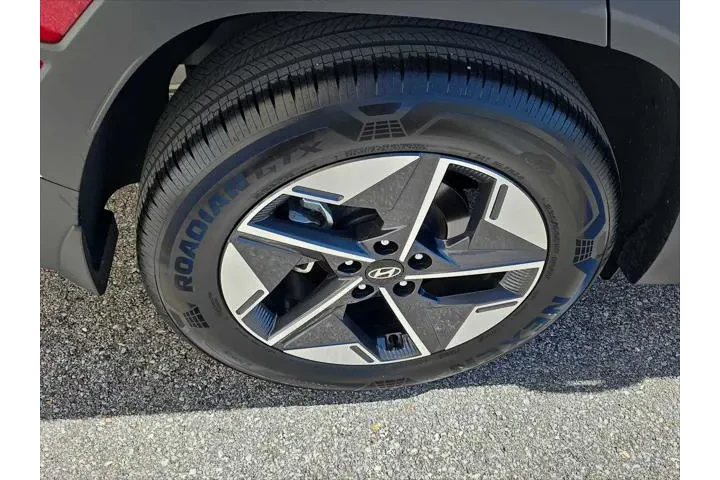 $32599 : Hyundai TUCSON 2025 SEL Conv image 7