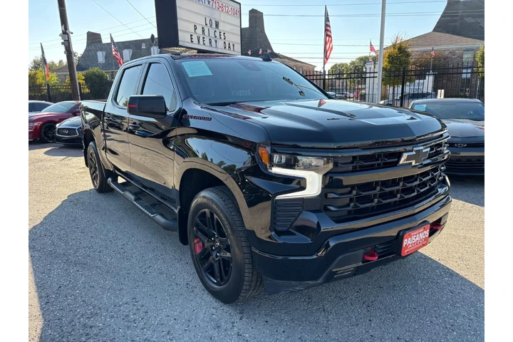 2022 Silverado 1500 RST image 3