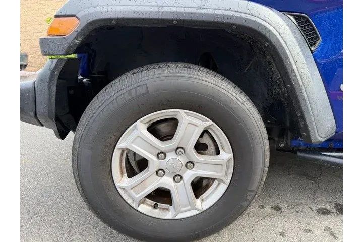 $25998 : Jeep Wrangler Unlimited 2020 image 7