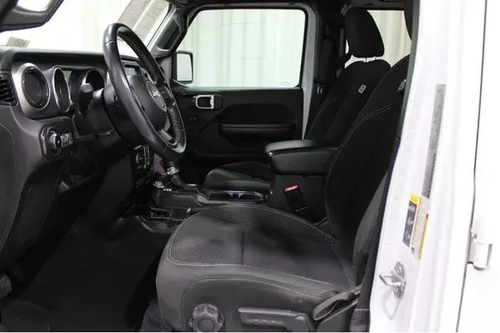 $29793 : Jeep Wrangler Unlimited 2021 image 3