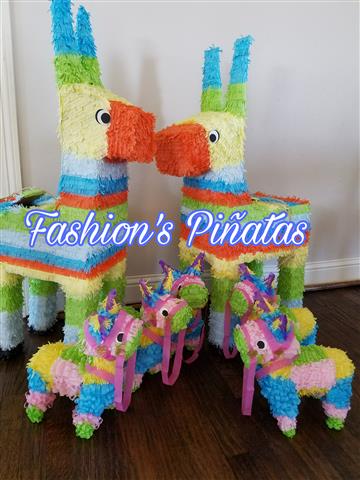 Fashion's Piñatas image 4