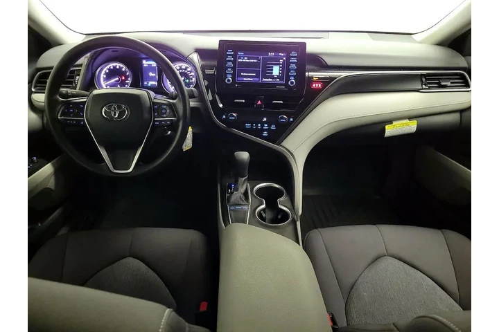 $24998 : Toyota Camry 2024 LE 4dr Sed image 9