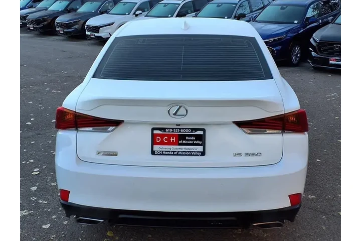 $28835 : Lexus IS 350 2018 4dr Sedan image 5