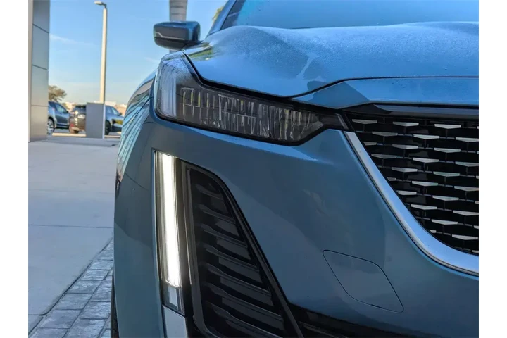 $33977 : Cadillac CT5 2024 Luxury 4dr image 10