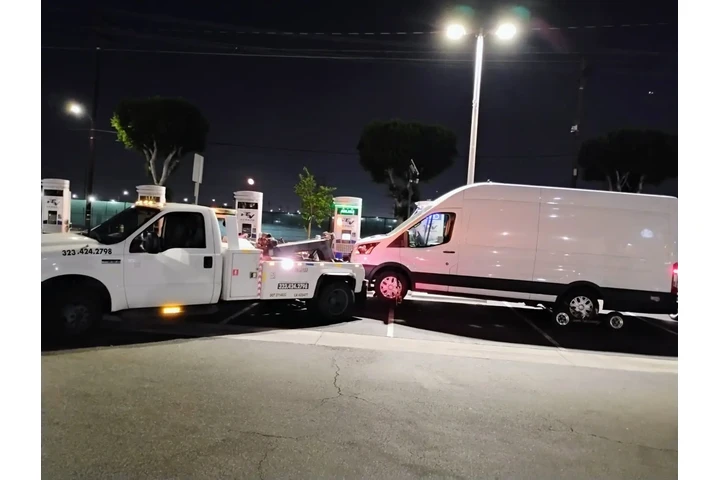 Bunny towing service image 1