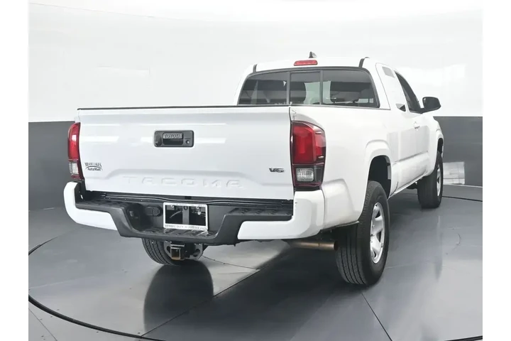 $25998 : Toyota Tacoma 2022 4x2 TRD S image 5