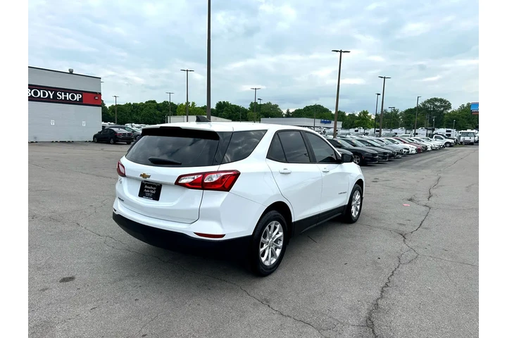 $15900 : 2020 Equinox FWD 4dr LS w/1LS image 1