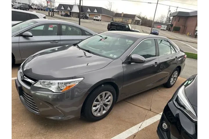 $10988 : Toyota Camry 2015 SE 4dr Sed image 5